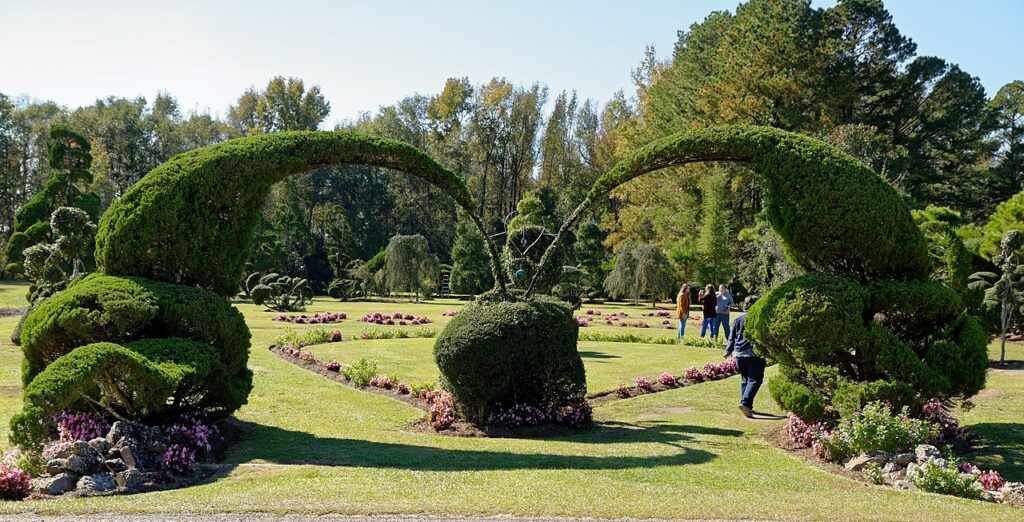 Pearl Fryar's Topiary Garden, Bishopville